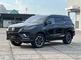 Toyota Fortuner 2.4 GR Sport Automatic Diesel Tahun 2021 /2022 Non 2.8