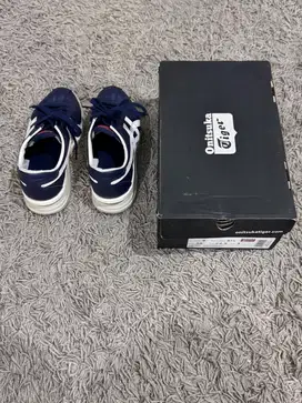 Dijual sepatu onitsuka