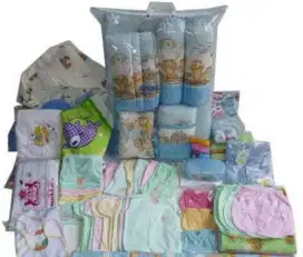 Satu set Perlengkapan ibu dan Bayi