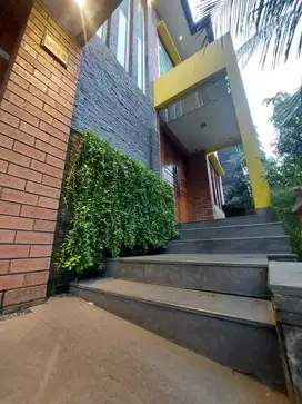 Dijual Rumah Mewah Minimalis 2 lantai diBukit Gading Mediterania