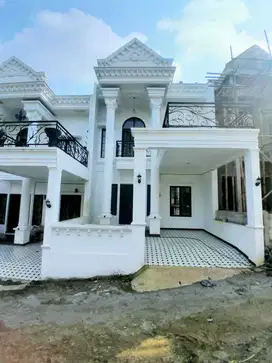 Rumah mewah model eropa full furnish, Selangkah Ke Cibubur
