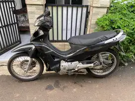 KHARISMA 125 D Tahun 2004