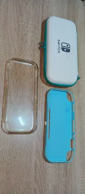 Di jual aksesoris Nintendo switch lite kondisi bagus