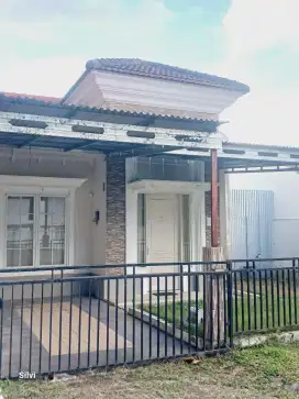 Dikontrakkan rumah di CitraLand sudah ada prabot standard