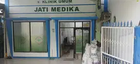 Rumah 1.5 Lantai Bonus Klinik Pinggir Jalan Warung Ayu Babelan