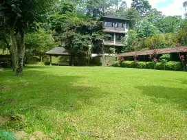 Villa jati Air subur Sejuk Di Caringin Bogor selatan
