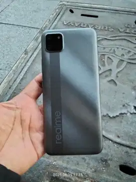 Realme C11 ram 2/32gb mulus dan normal