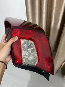 Lampu belakang kanan honda brio satya original bawaan