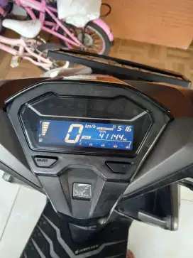 Di jual motor vario 150cc th 2020