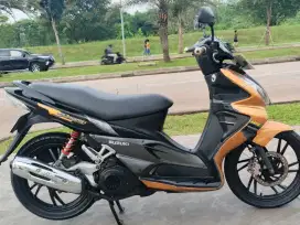 Suzuki skywave 2008 pajak hidup stater tokcer halus mulus orsinil