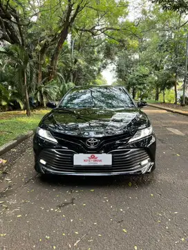 Toyota Camry 2020 V AT 2.5