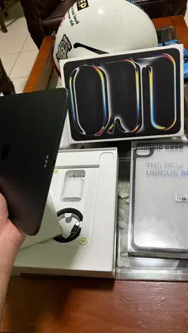 Ipad Pro M4 11'Inch EX inter sampai Mei CC 10