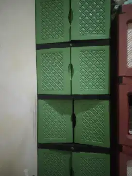 Di jual lemari plastik bekas
