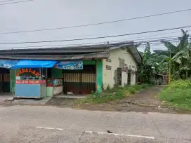 TANAH DISEWAKAN lokasi super strategis untuk usaha minimarket,restoran