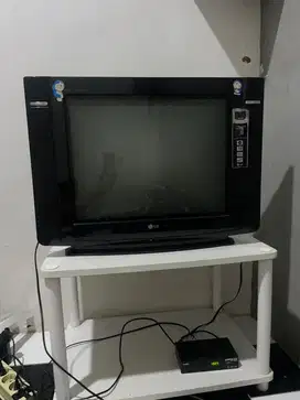 Tv LG 21 in tabung
