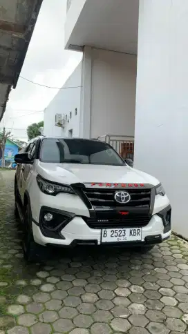 FORTUNER VRZ TRD METIC DIESEL 2020