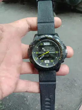 Jam Eiger Baitou