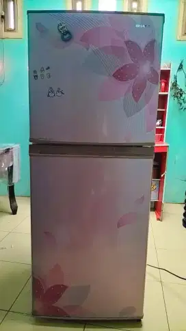 Kulkas sharp seken 2 pintu