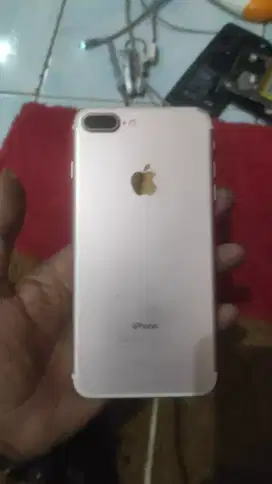 Di jual 1bh iPhone 7plus