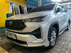 Di jual innova Zenix V hybrid modelista 2023