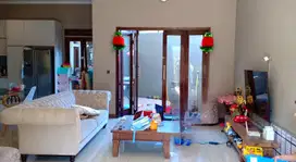 SEWA RUMAH CANTIK 2 LANTAI PUSAT KOTA SAYAP PASIR KALIKI BANDUNG