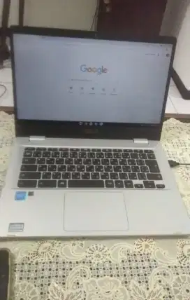 Laptop chromebook