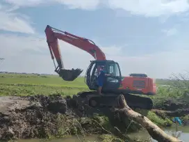Excavator Hitachi Zaxis 200 Zx200