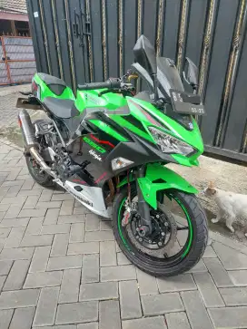 Kawasaki ninja 250 modif ganteng