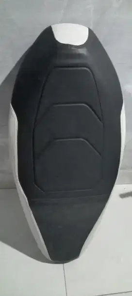 Jok yamaha lexi