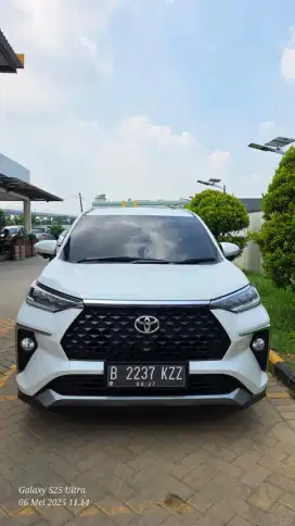 Toyota Veloz Q CVT 2022
