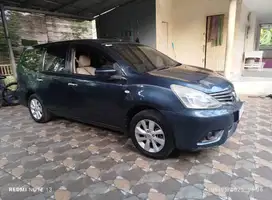Nissan Livina 2013 Bensin