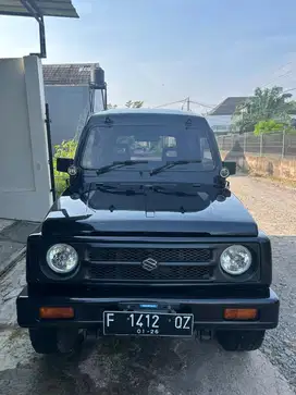 Jimni katana simpanan