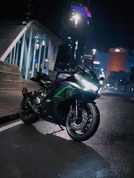 Kawasaki ZX25R ABS SE Negoooo