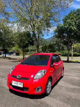 Yaris 1.5 E Manual 2012 Service Record Toyota
