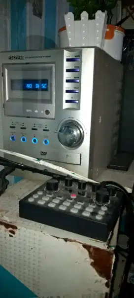 merek ENZER DVD MICRO system HF1698MC