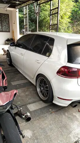 VW Golf GTI 2.0 Putih (Modif Stage 3)