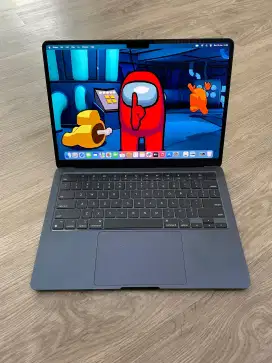 MacBook Air M2 8/256GB