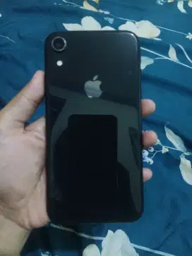 Iphone xr 64gb hitam