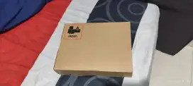 MacBook air M3 
RAM 8GB/512GB BNIB Green Peel iBox