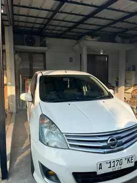 Jual Grand Livina Putih