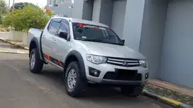 Mitsubitshi Triton Strada GLX 2.8 dobel Cabin 4x4 MANUAL 2012/2013