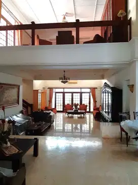 LXMMT 0125 Dijual Rumah Lama Di Area Elit Menteng Jakarta Pusat