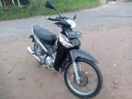 Supra x 125 istimewa