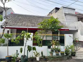 Disewakan rumah dipondok pekayon indah