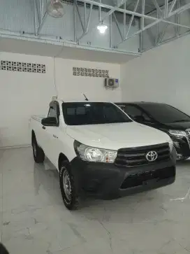 TOYOTA HILUX SINGGEL CABIN 4X4