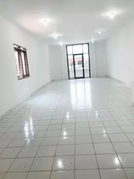DIJUAL CEPAT RUKO JALAN UTAMA DEKAT RS IMANUEL DEKAT LW PANJANG KOPO