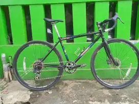 Gravel 700 c siap gowes