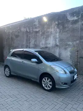yaris e mt 2009 facelift