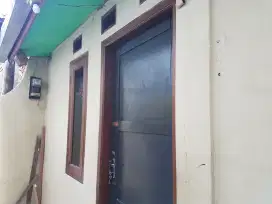 Di Kontrakan Rumah 3 petak