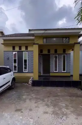 Disewakan rumah di tengah kota Pal 7 Jl.Mahligai Komp. Boga Indah 1